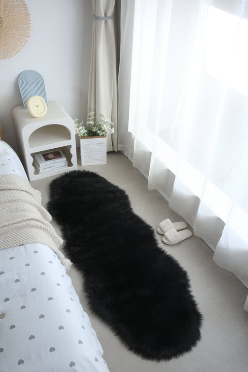 Strip Faux Black - Faux Fur Shaggy - MR ZEE FURNITURE